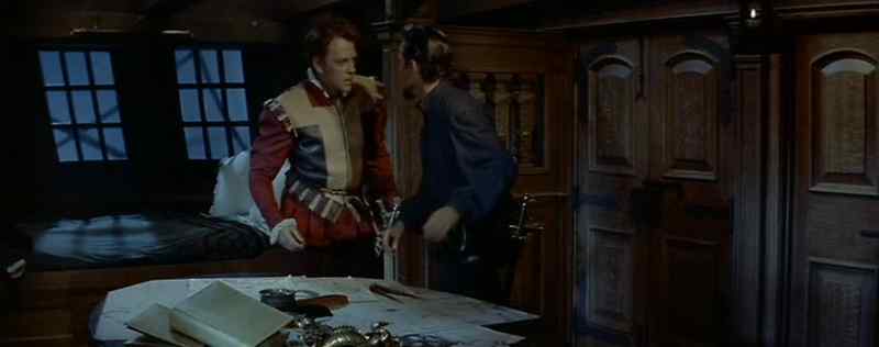 Hatton's above with your death in his hands. - Alone?