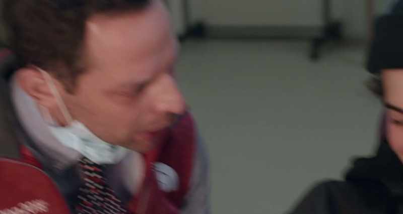 Have you broken anything? - I've broken my pelvis