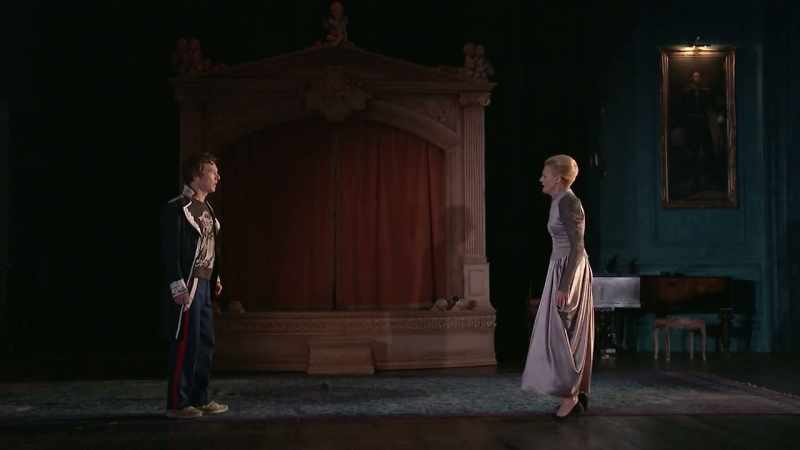 � Have you forgot me? ― No, you are the queen