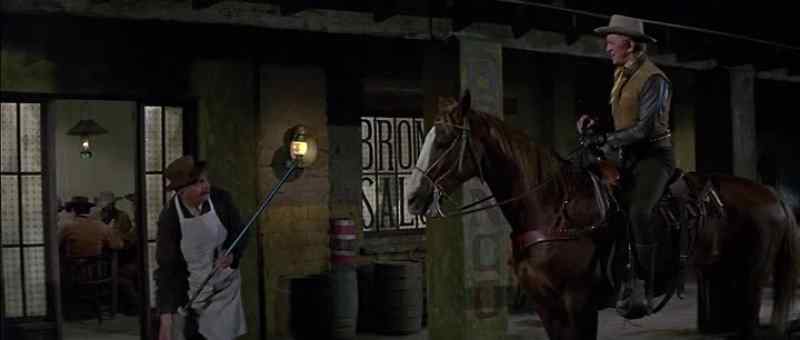 Have you seen a fella around here named Billy Hyatt?