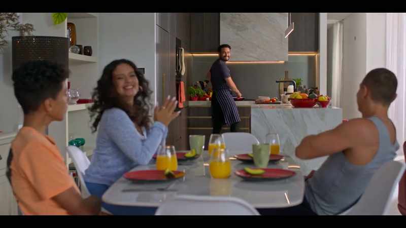 Have you seen it? -(SPEAKS SPANISH)