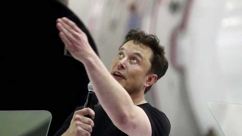 He also announced that getting humans to Mars