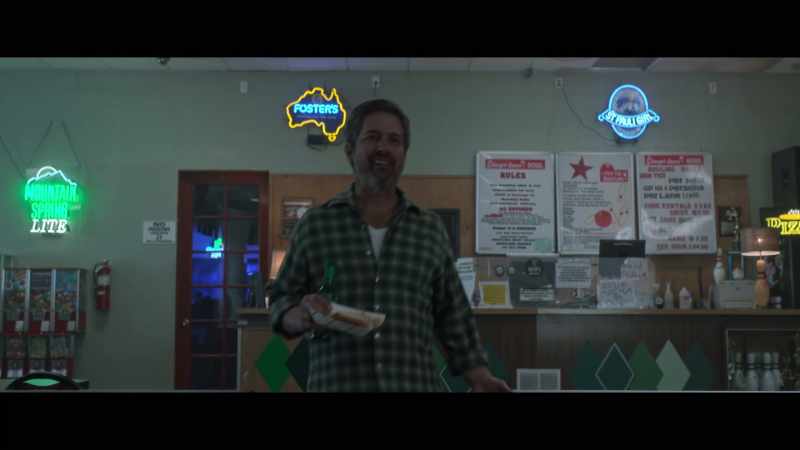 He can't even get an orgasm. - Don't