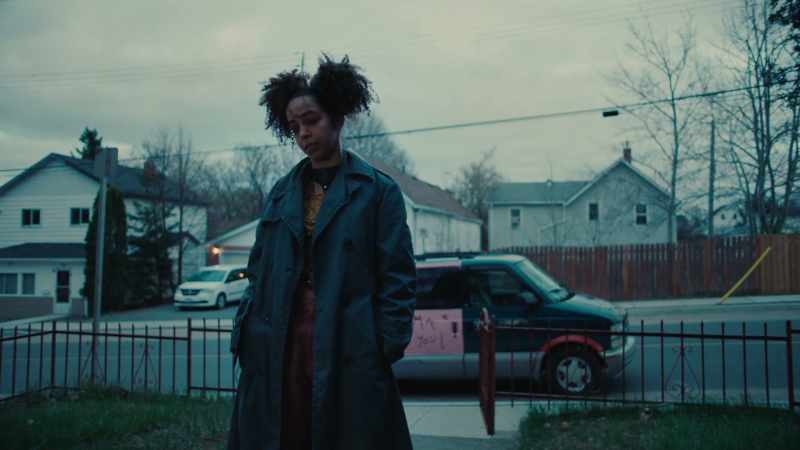 He was dealing to her