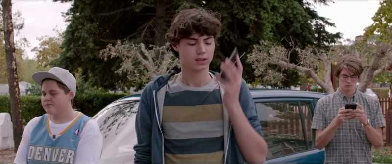 He doesn't answer his phone. - Just when you need the asshole
