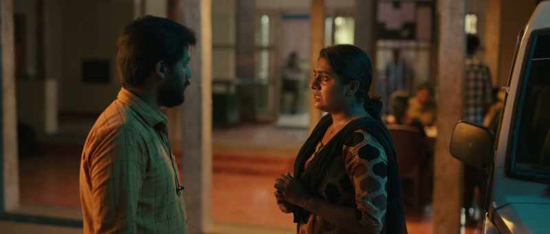 He doesn't know which bus exactly. I'm... ...scared, Vadivelu. Stop this somehow. Please!