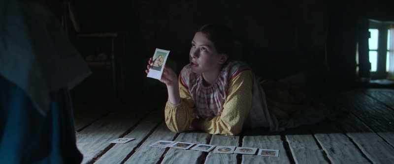 He gave her a wedding ring, but only she could see it.º