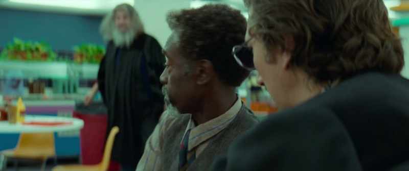 He interviewed members of his entourage…
