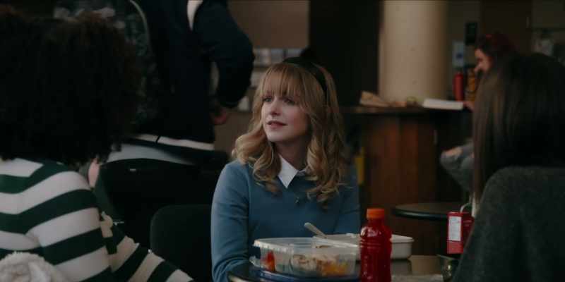 He so likes you. - I'm so not interested