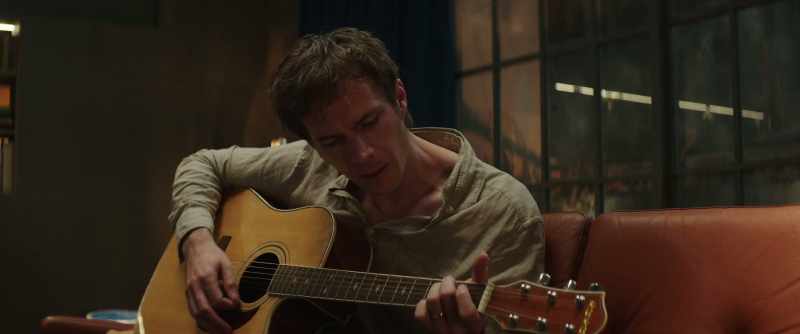 HE PLAYS CHORDS
