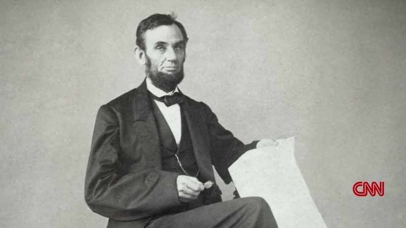 HE SAID AT MANY POINTS THAT IF HE COULD SAVE THE UNION WITHOUT