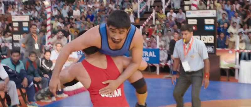 He swings his arms around his neck, he's going down!