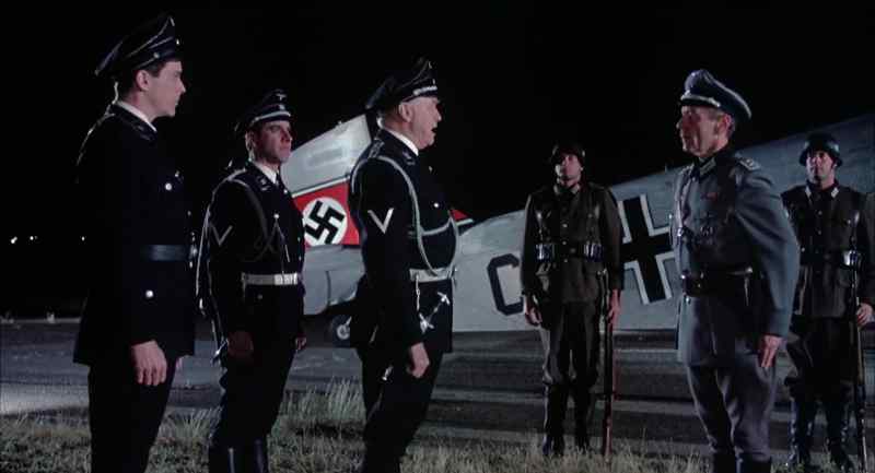 Heil Hitler. - Herr General