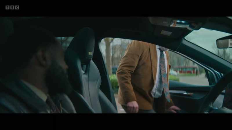 �POLICE COMMA CHATTER…