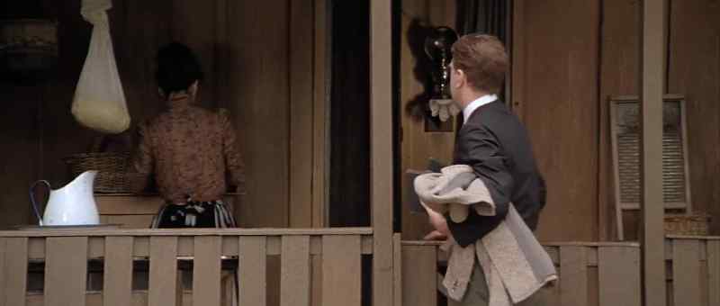 Hello, darling. - Hello, darling