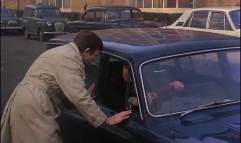 Hello, Eddie. Tommy said you needed help. - Ta