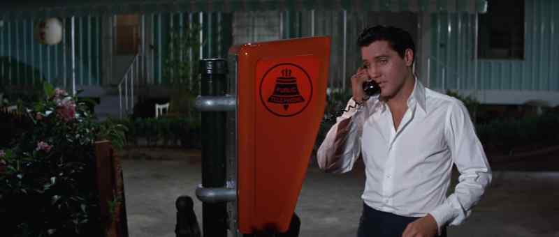 Hello? - Hello, Diane'?