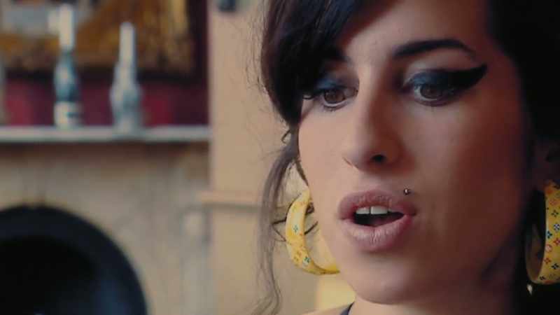 Hello, I'm Amy. I write songs and I sing