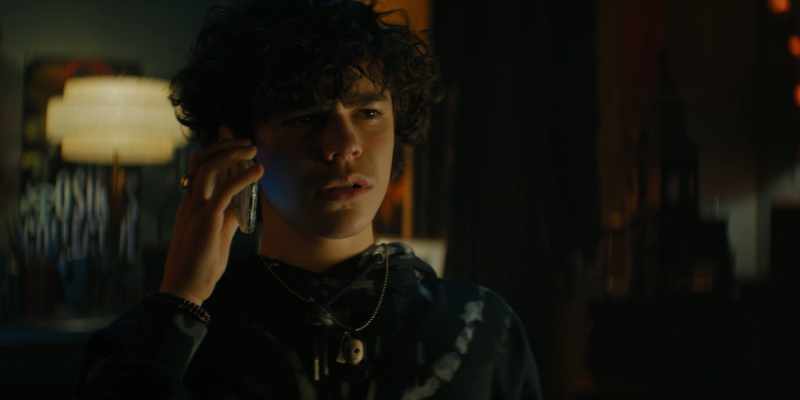 Hello? - I'm calling about the doll
