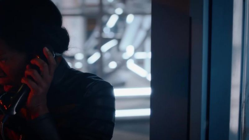 Hello? - It's Blake. You need to run, right now