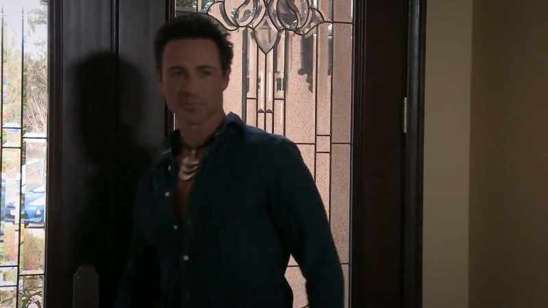Hello, Mick. - ( laughs )