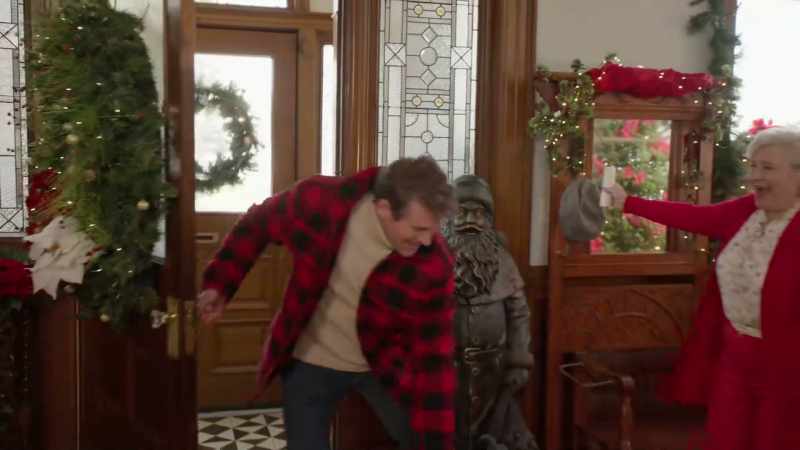 Hello. - Oh, you're home! Ahh!