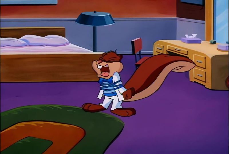 HELP, AUNT SLAPPY! I'M CAUGHT