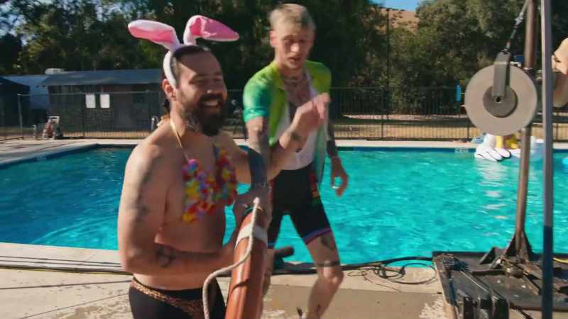 Help! I totally forgot I was a lifeguard. - [laughter]