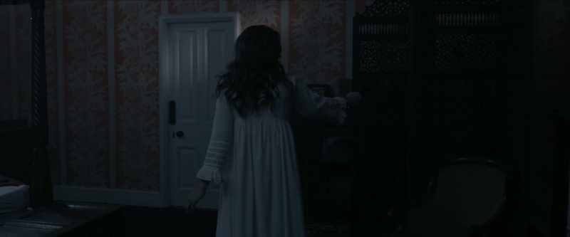 Help me, Adeline. [Adeline gasps]