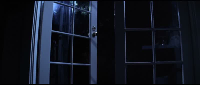 Help! Somebody help me, please! Somebody help! Oh, God, help me! Please! Please help me! Help! Oh, G
