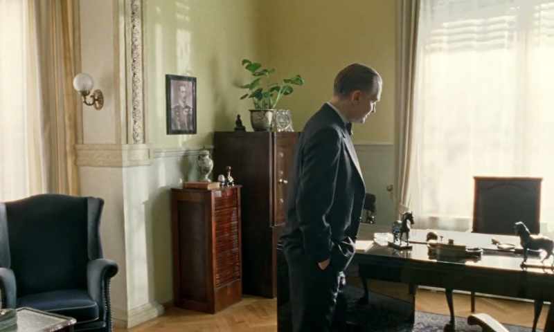 Henrik? - Speaking. What's going on, Nils?