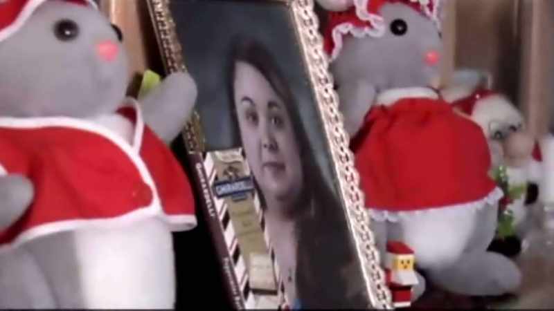 Her daughter dead, her \h\hdaughter’s murderer