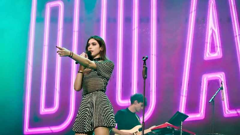 Her first tour in the UK