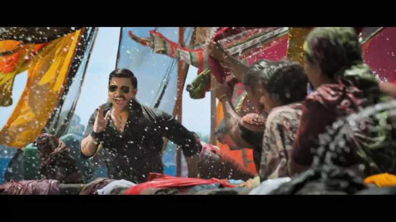 �� Here... Here comes Simmba. ♪