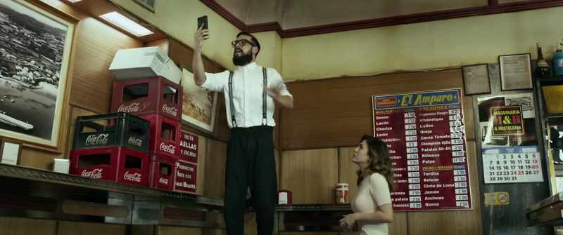 Here! I got a signal! What do I do? Call?