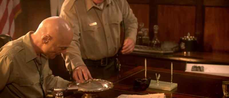 Here's your lunch, Mr. boss