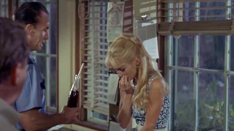 Here's your Pepsi, sweetheart