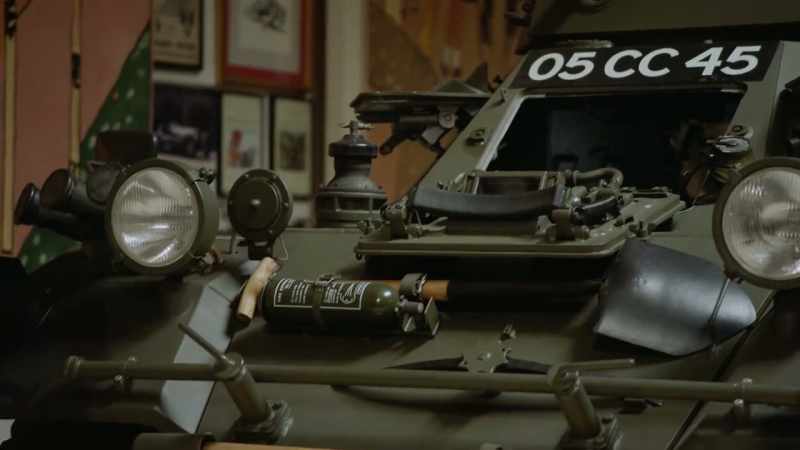 Here's the world's fastest barstool. -Barstool?