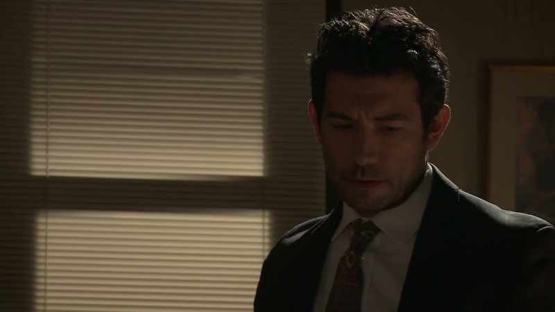 He's a cop? - Was