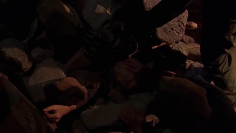 He's alive! - Carter, Teal'c, take off