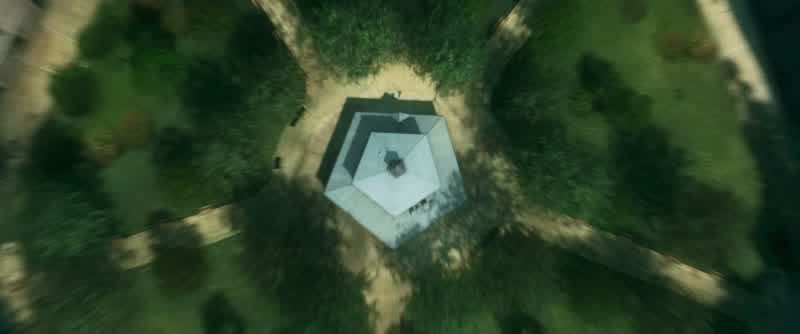 He's being helda hundred floors beneath the mostheavily guarded building on the planetWhy is he in thereWhat he forgot to mentionUh JFKHe killedWhat else explains a bullet miraculously curving through