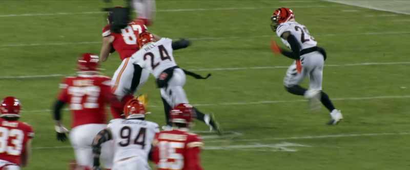 He's got Kelce, he's taking off!