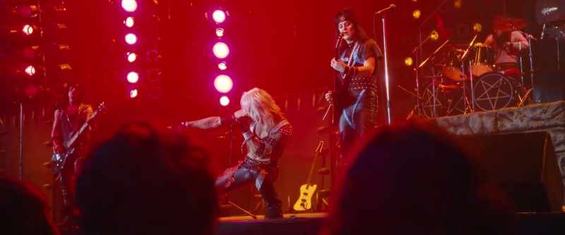 �� He's the wolf screaming lonely in the night ♪