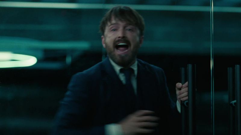 Hey, baby, look at me!