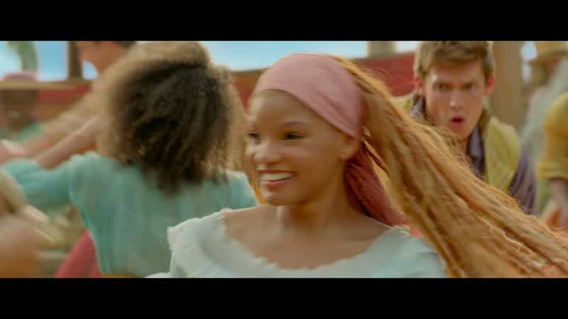 Hey! Bring it here, bring it here, bring it here now! Back it up, back it up, back it up!