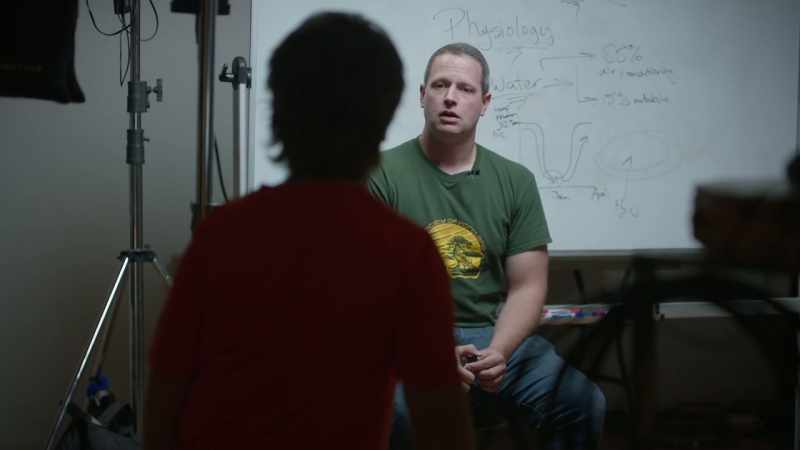 Hey, bud. - Taft Neil: Dad, there's a hazard sign on my computer