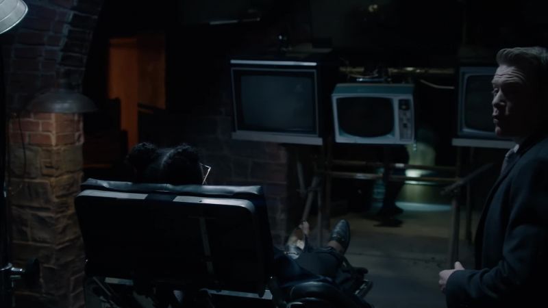 Hey, call the EMTs, and search the building for Reddington and Dembe