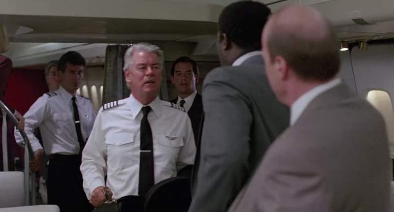 Hey can I help you guys Special Agent Mosely FBl