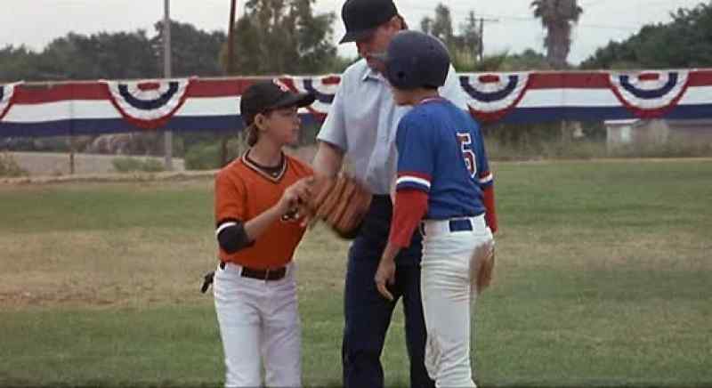 Hey, come on, break it up. Back off