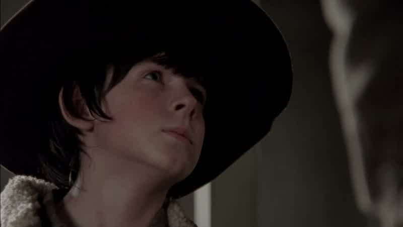 Hey. - Dad, I'm coming to Woodbury. - Carl. - Dad, I did my job out there